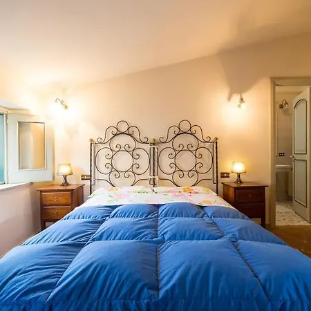 Villa Carla, A Charming In The Center Of *