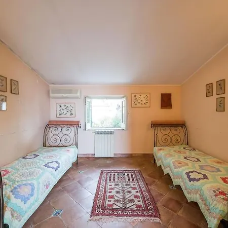 Villa Carla, A Charming In The Center Of
