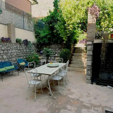 Villa Carla, A Charming In The Center Of