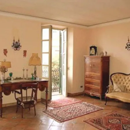 Carla, A Charming In The Center Of Villa Taormina
