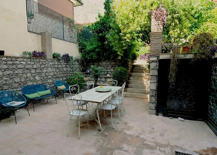 Villa Carla, A Charming In The Center Of
