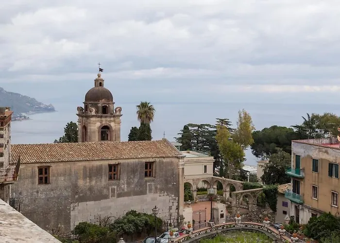 Carla, A Charming In The Center Of * Taormina